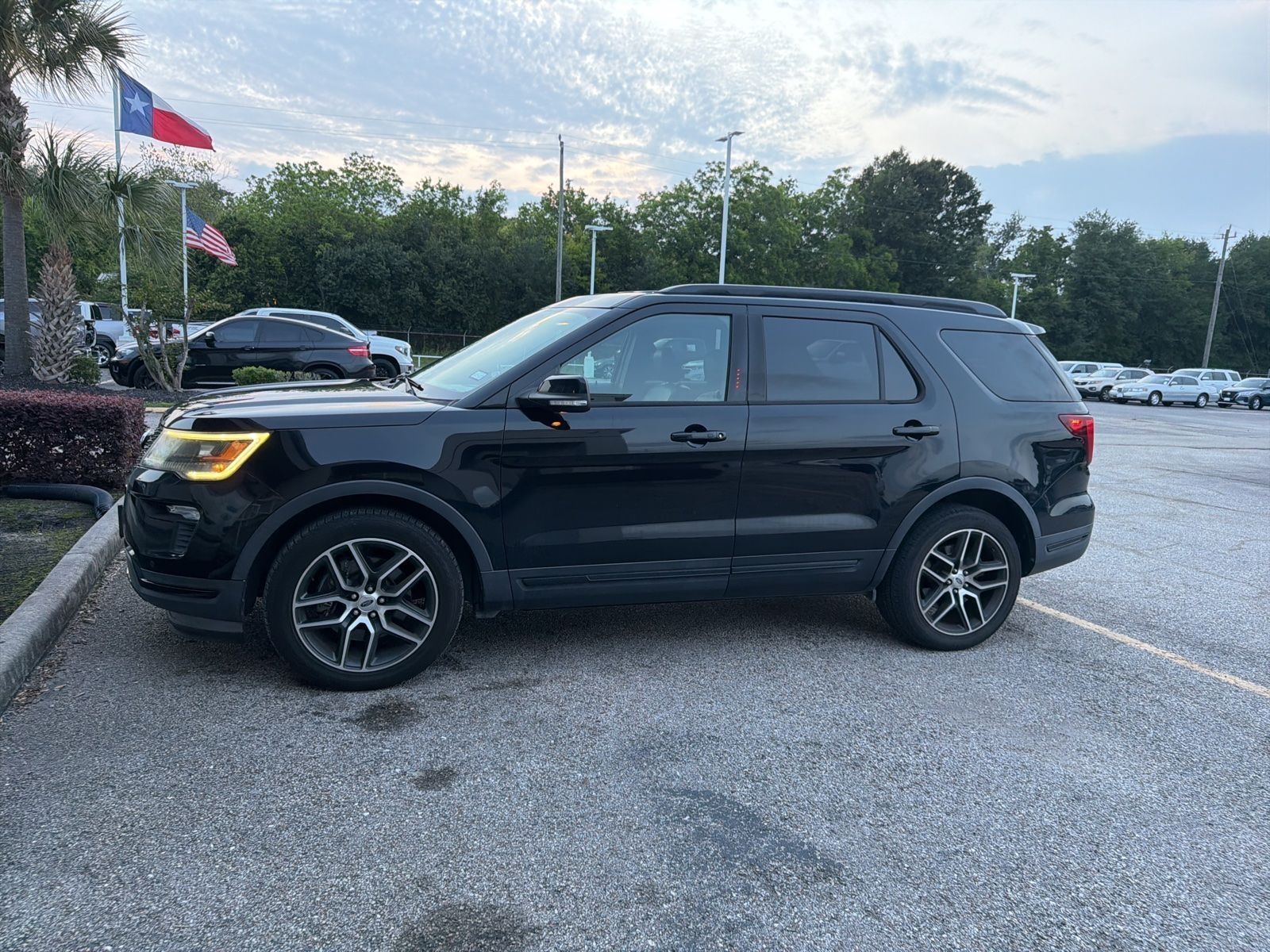 Shadow Black 2018 Ford Explorer Sport AWD SUV / Crossover All-Wheel Drive 6-Speed Automatic