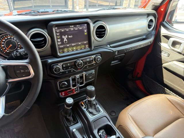 Used 2023 Jeep Wrangler SUV