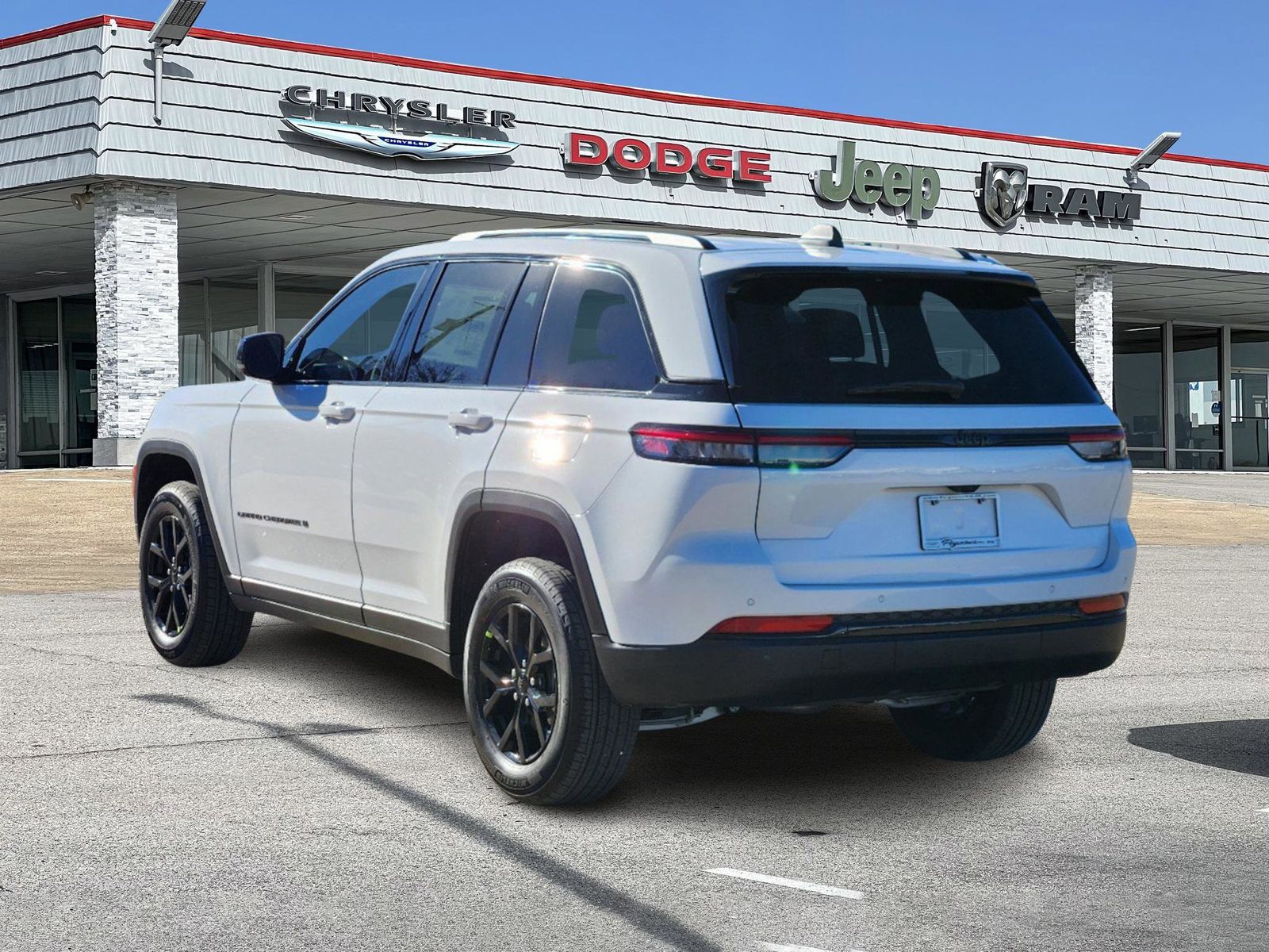 2025 Jeep Grand Cherokee Altitude X 4