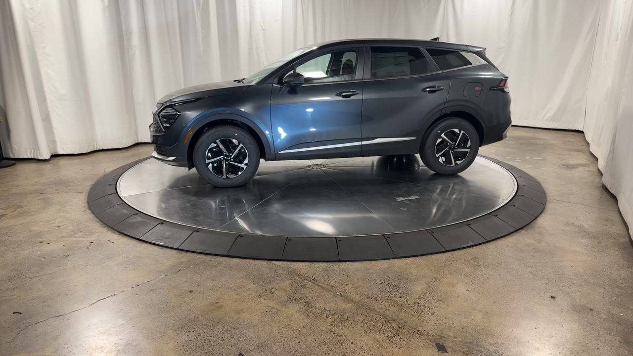2024 Kia Sportage Hybrid LX photo 6