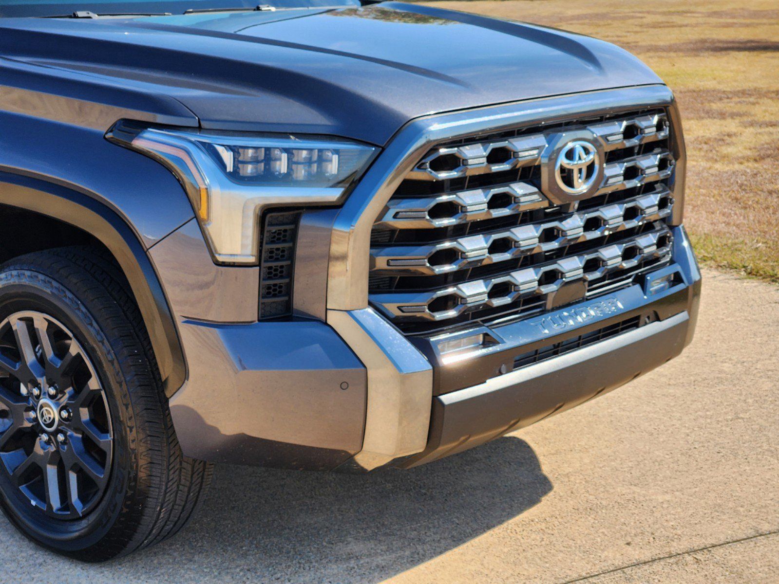 2022 Toyota Tundra Platinum 8