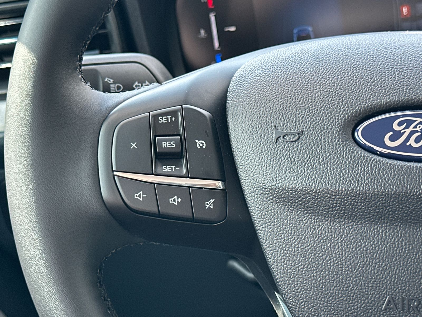 New 2026 White Ford XLT image 25