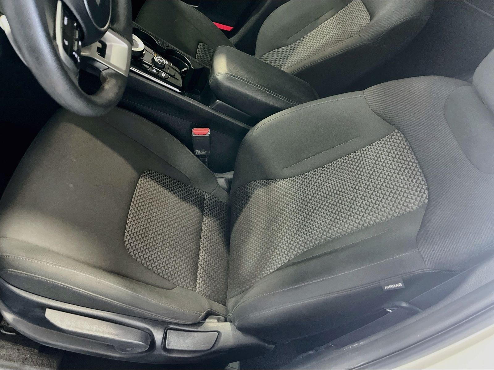 Used 2023 White Kia LX image 18