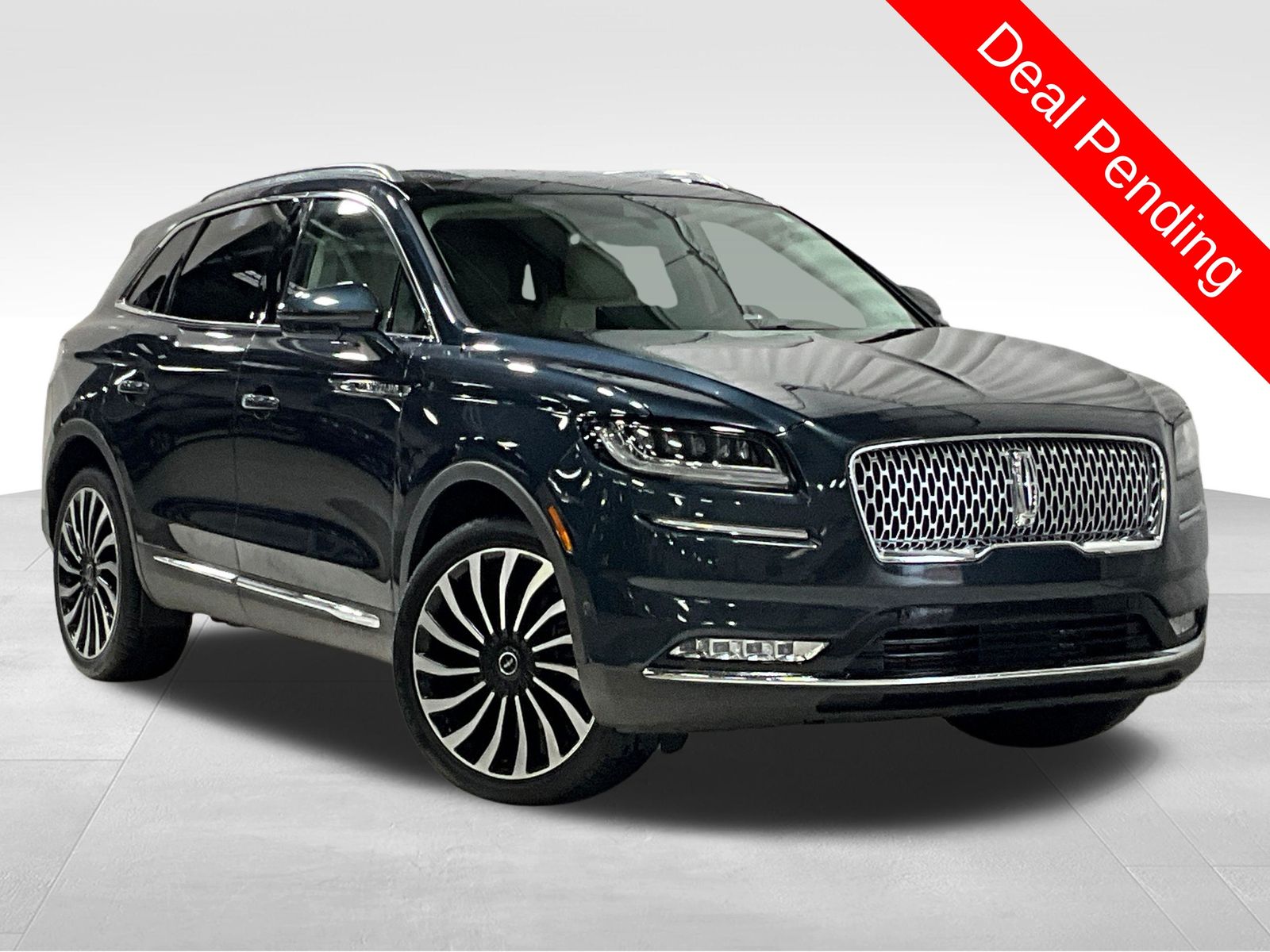  2022 Lincoln Nautilus Black Label AWD   