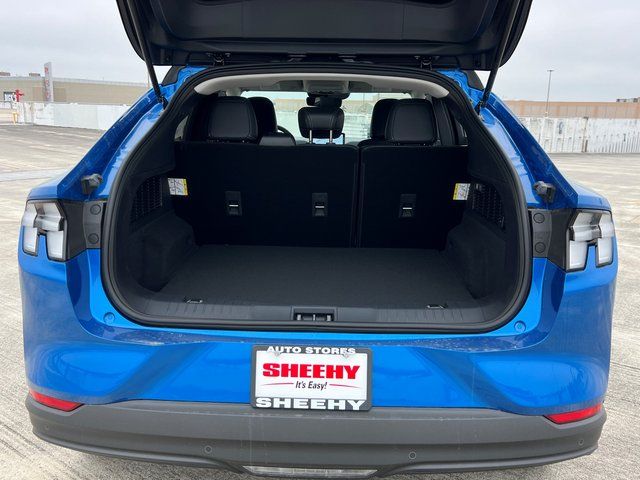 New 2026 Velocity Blue Metallic Ford Select image 12