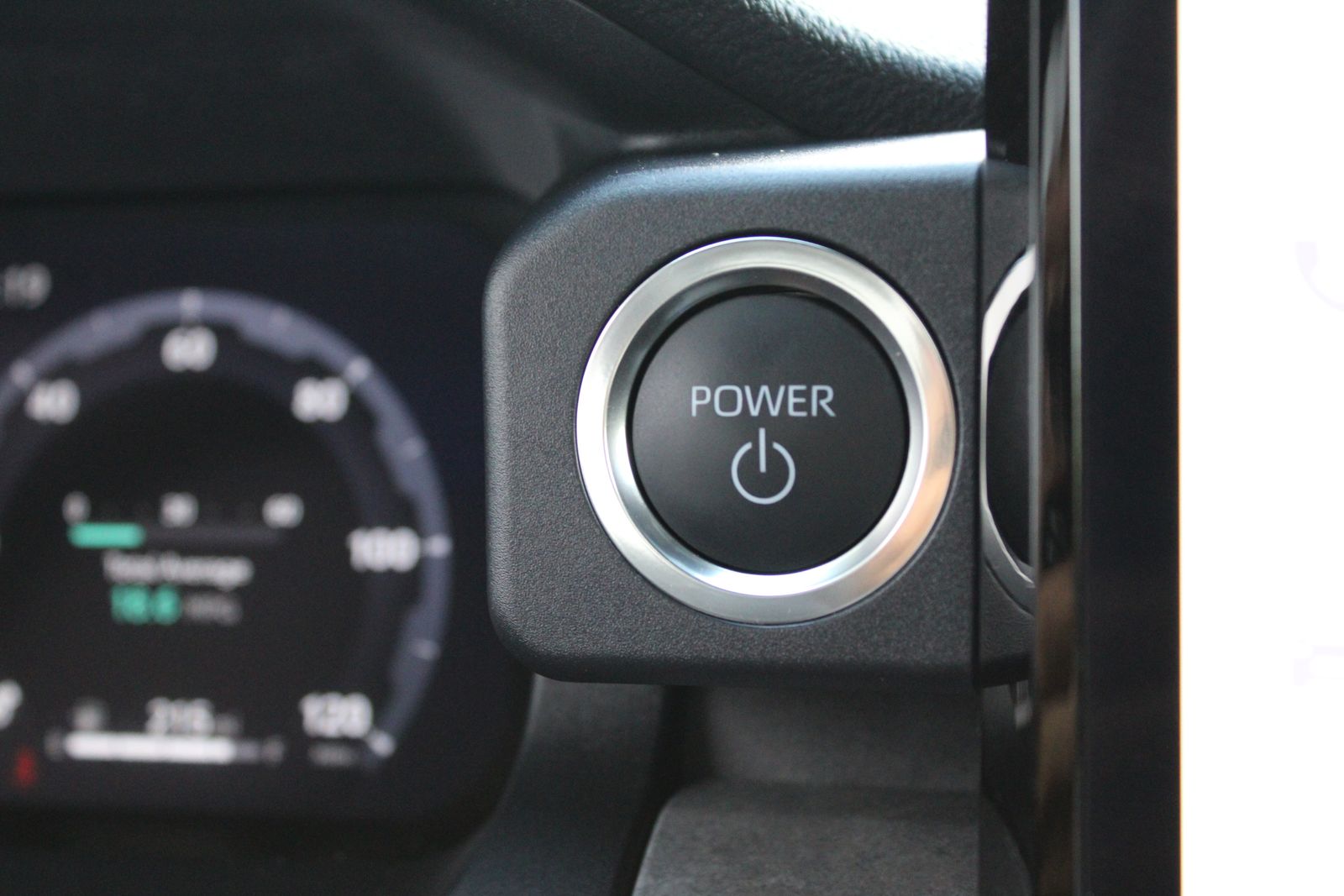 Used 2025  Toyota Trailhunter image 46