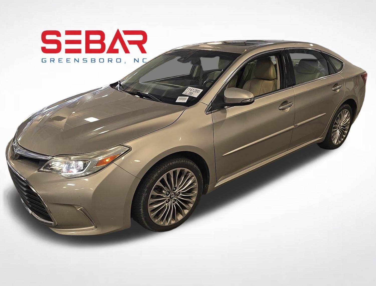 Creme Brulee 2016 Toyota Avalon Sedan Front-Wheel Drive 6-Speed Automatic