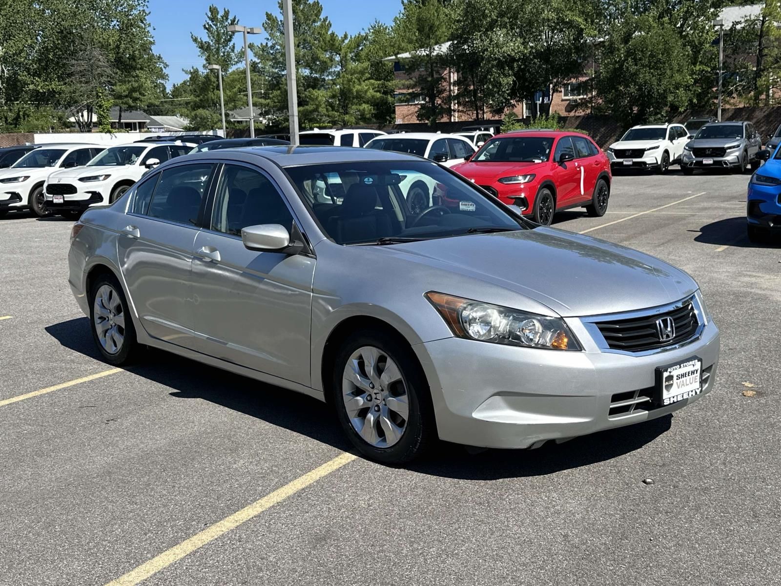 Alabaster Silver Metallic 2008 Honda Accord Sedan Front-Wheel Drive 5-Speed Automatic Overdrive