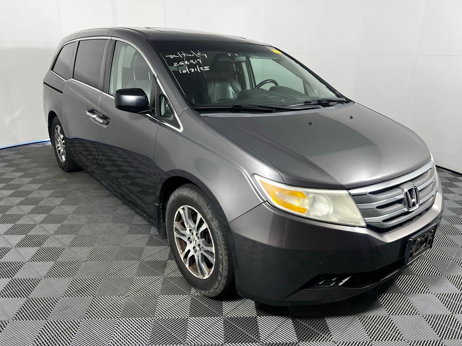 Thumbnail: 2012 Honda Odyssey - 3