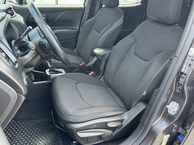 Used 2019 Gray Jeep Latitude image 8