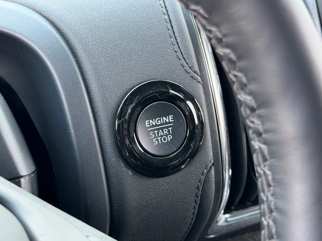 New 2026 Star White Metallic Tri-Coat Ford Tremor image 32