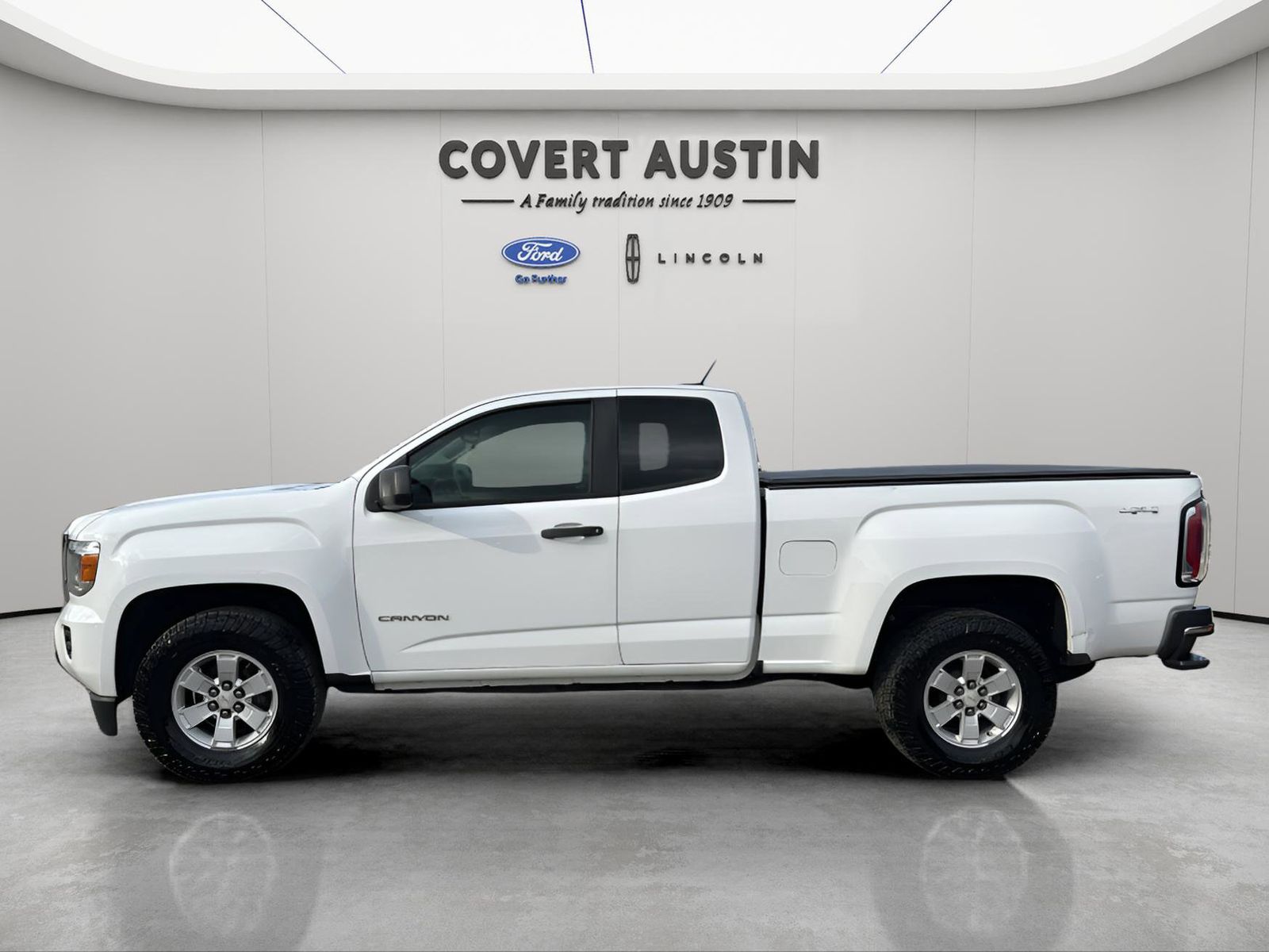 Used Car 2016 Gmc Canyon  Base For Sale Under $15,000 In Austin, Texas