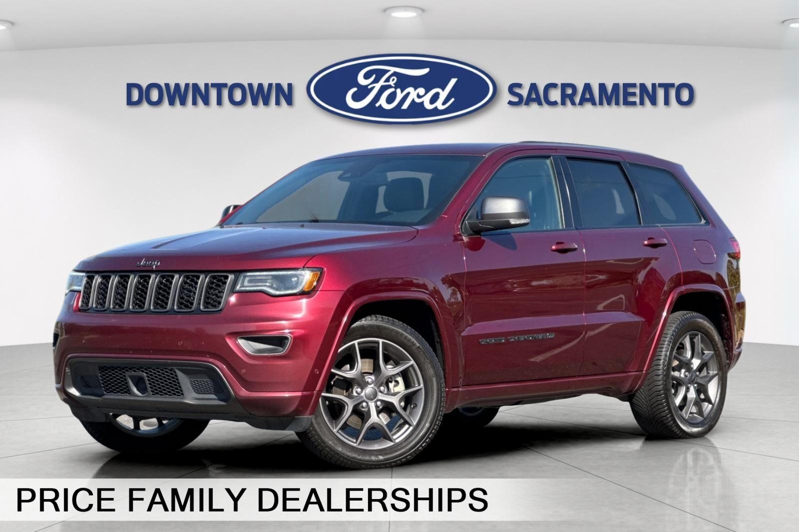 Velvet Red Pearlcoat 2021 Jeep Grand Cherokee SUV / Crossover Four-Wheel Drive 8-Speed Automatic