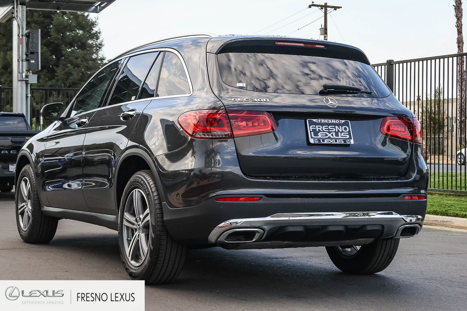 Used 2021 Gray Mercedes-Benz GLC 300 image 4