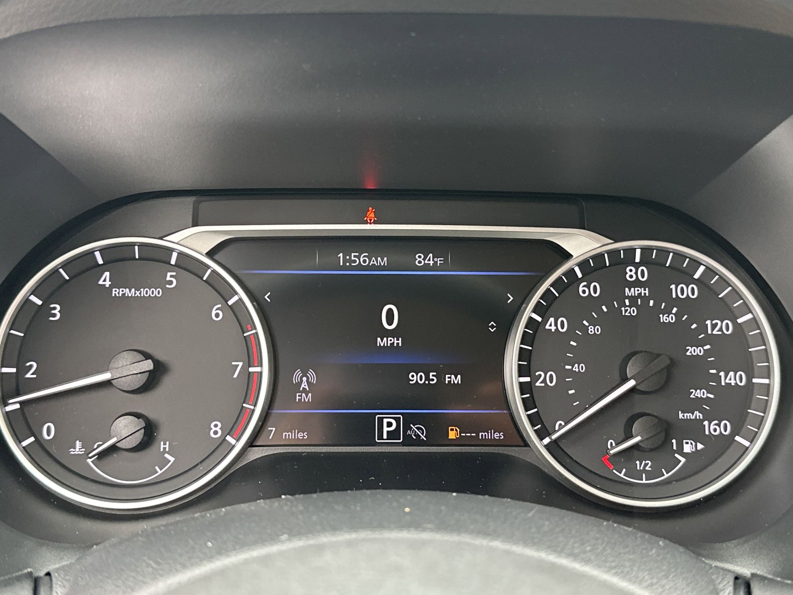 2025 Nissan Sentra SV photo 14