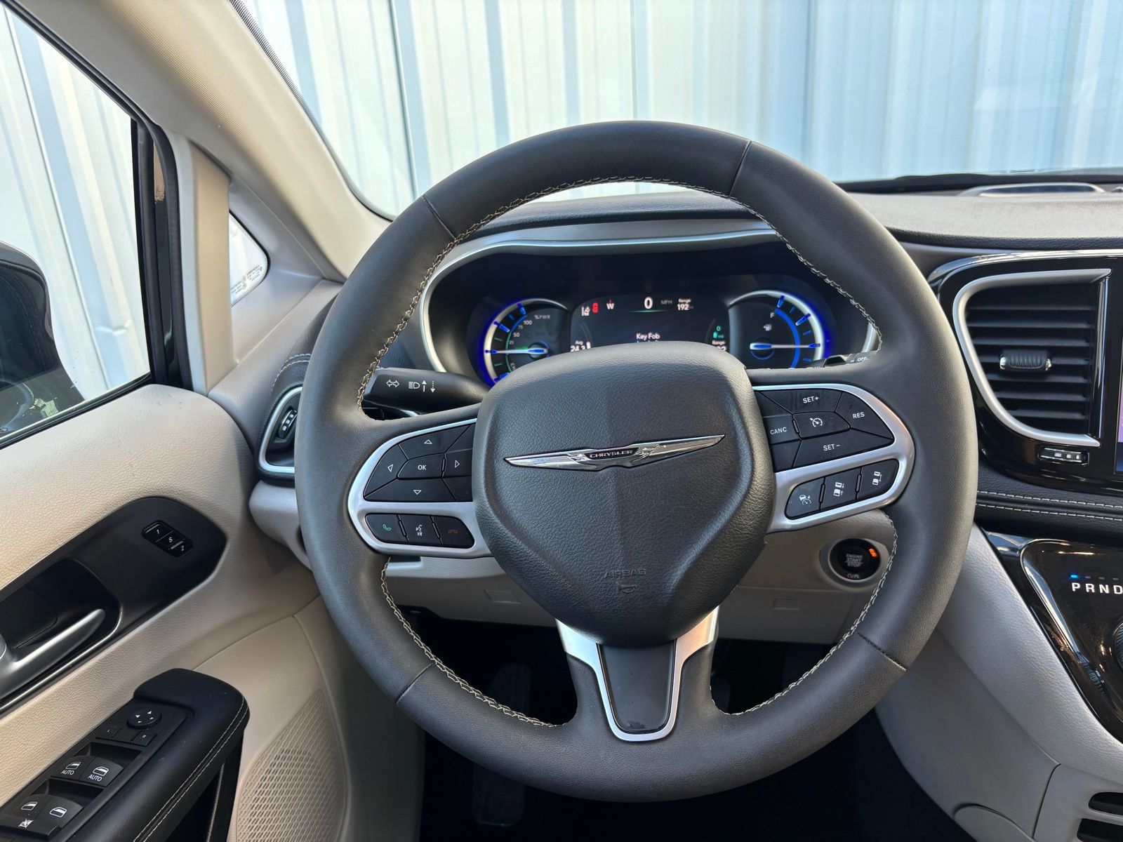 Used Car 2024 Chrysler Pacifica Hybrid  Select For Sale Under $35,000 In Austin, Texas