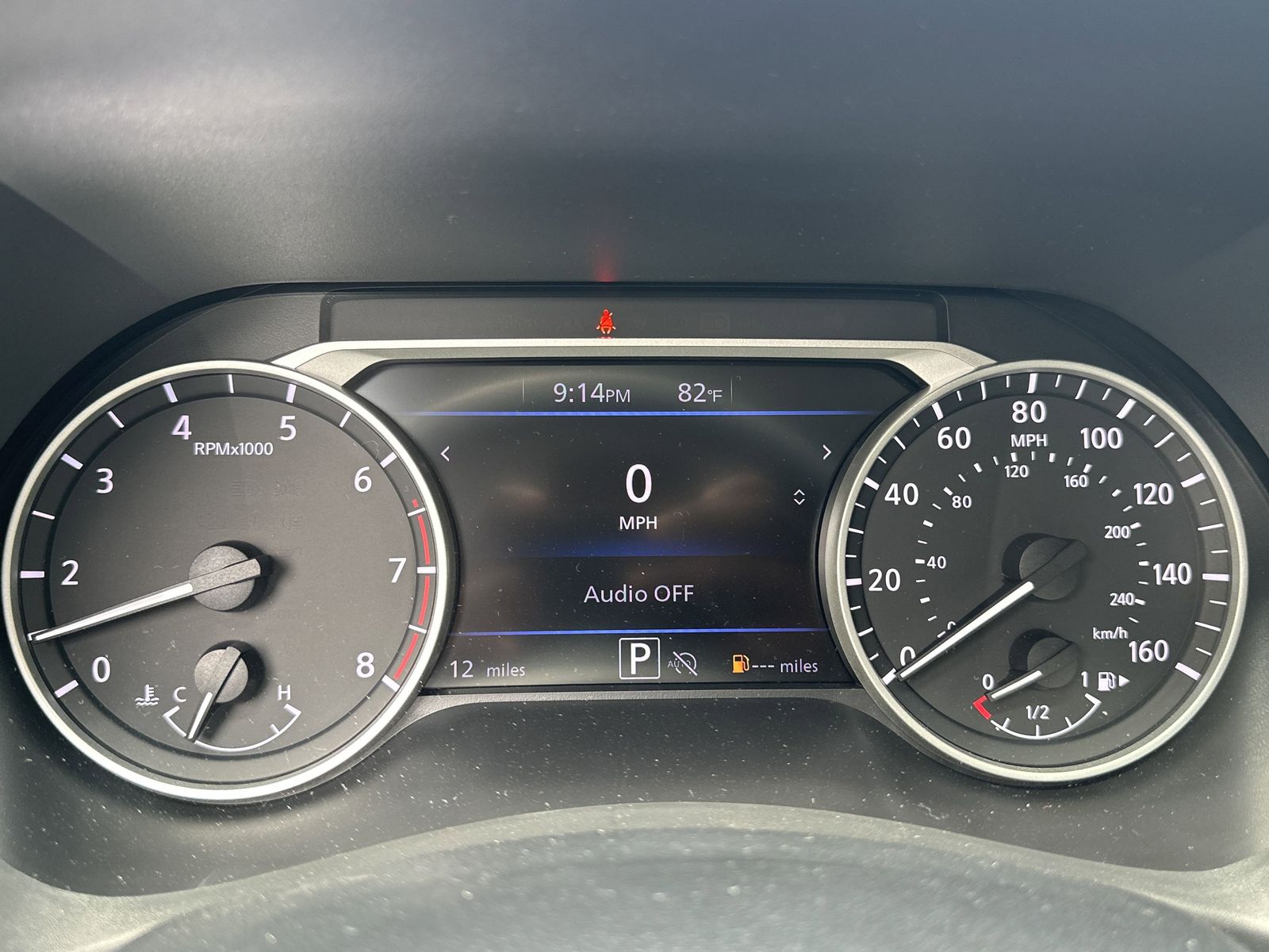 2025 Nissan Sentra SV photo 14