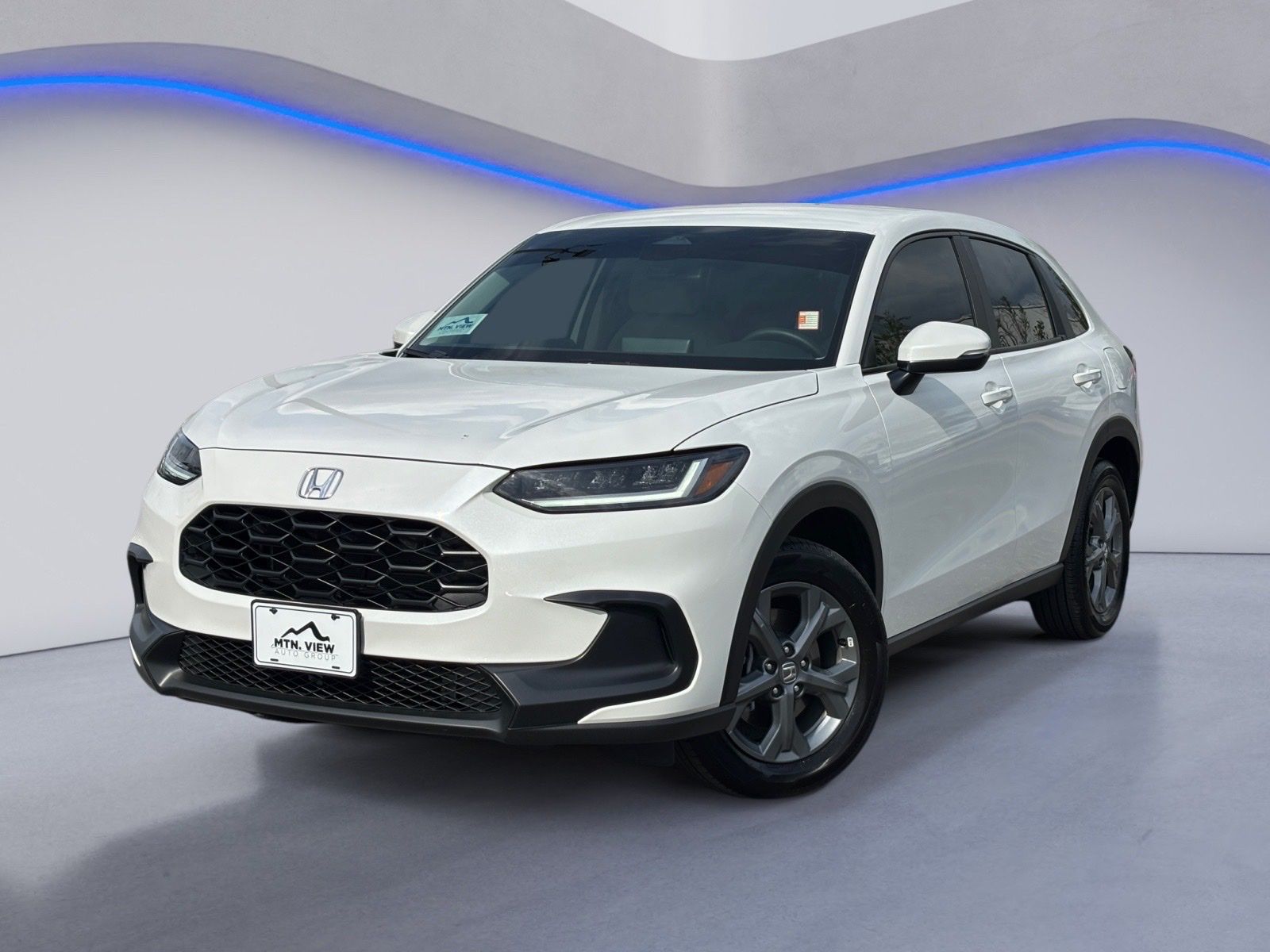 View vehicle photo 2