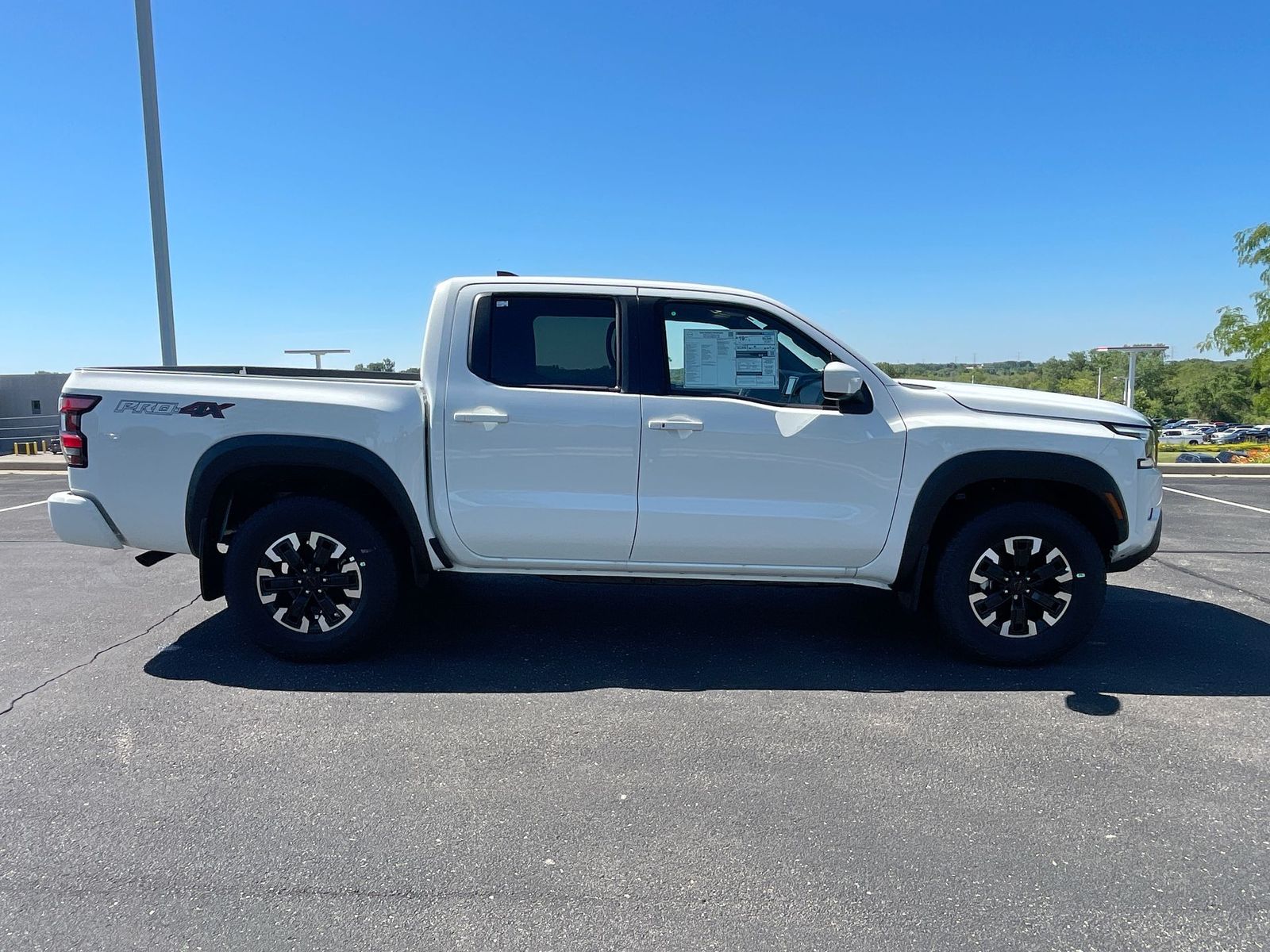 2024 Nissan Frontier PRO-4X 39