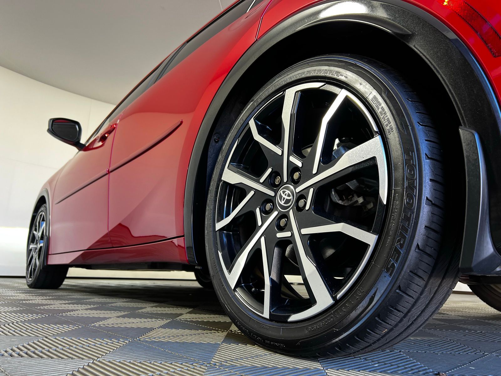 Thumbnail: 2024 Toyota Prius Prime - 27