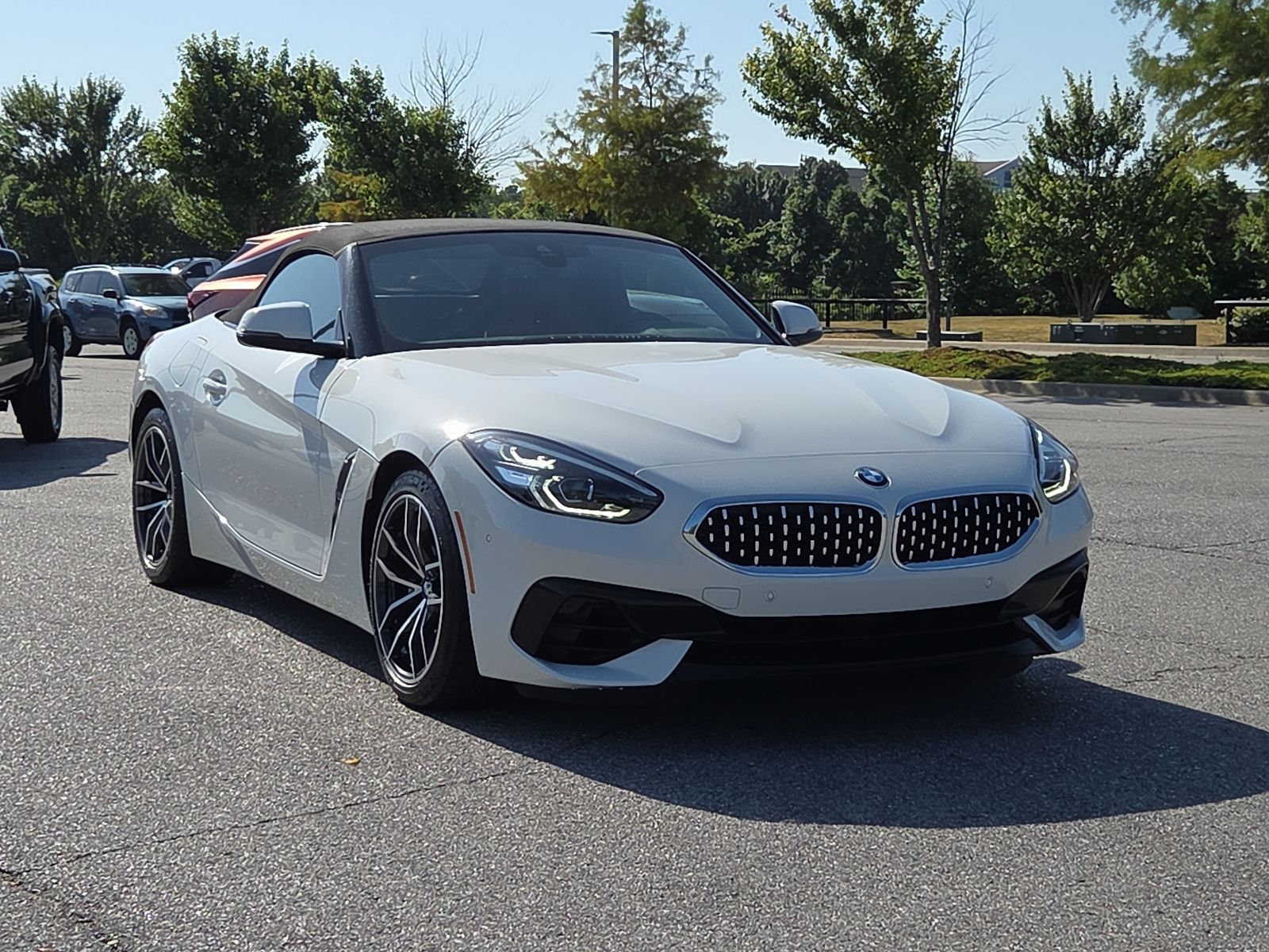 Alpine White 2022 BMW Z4 Convertible Rear-Wheel Drive 8-Speed Automatic