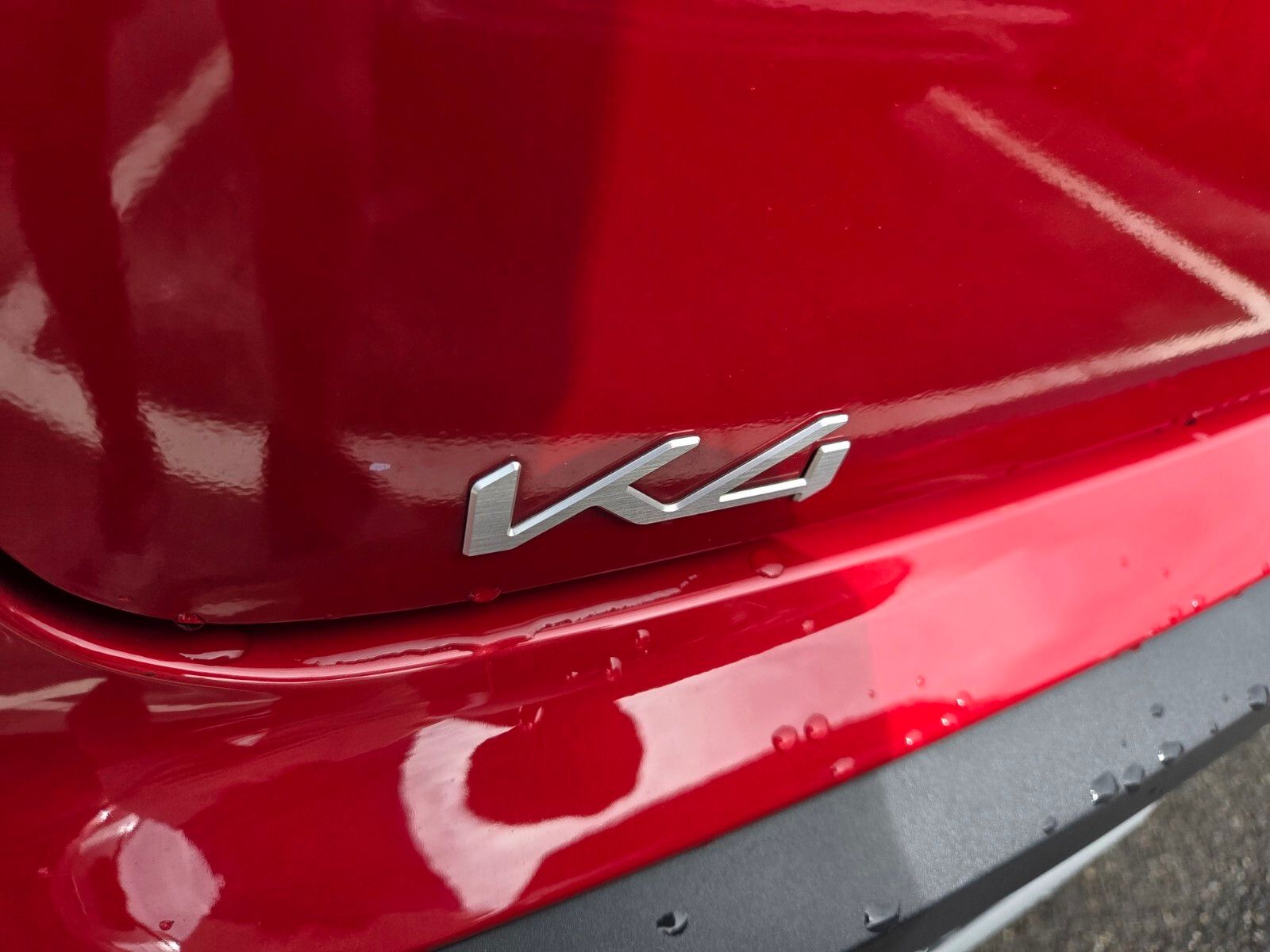 Used 2025 Red Kia LXS image 8