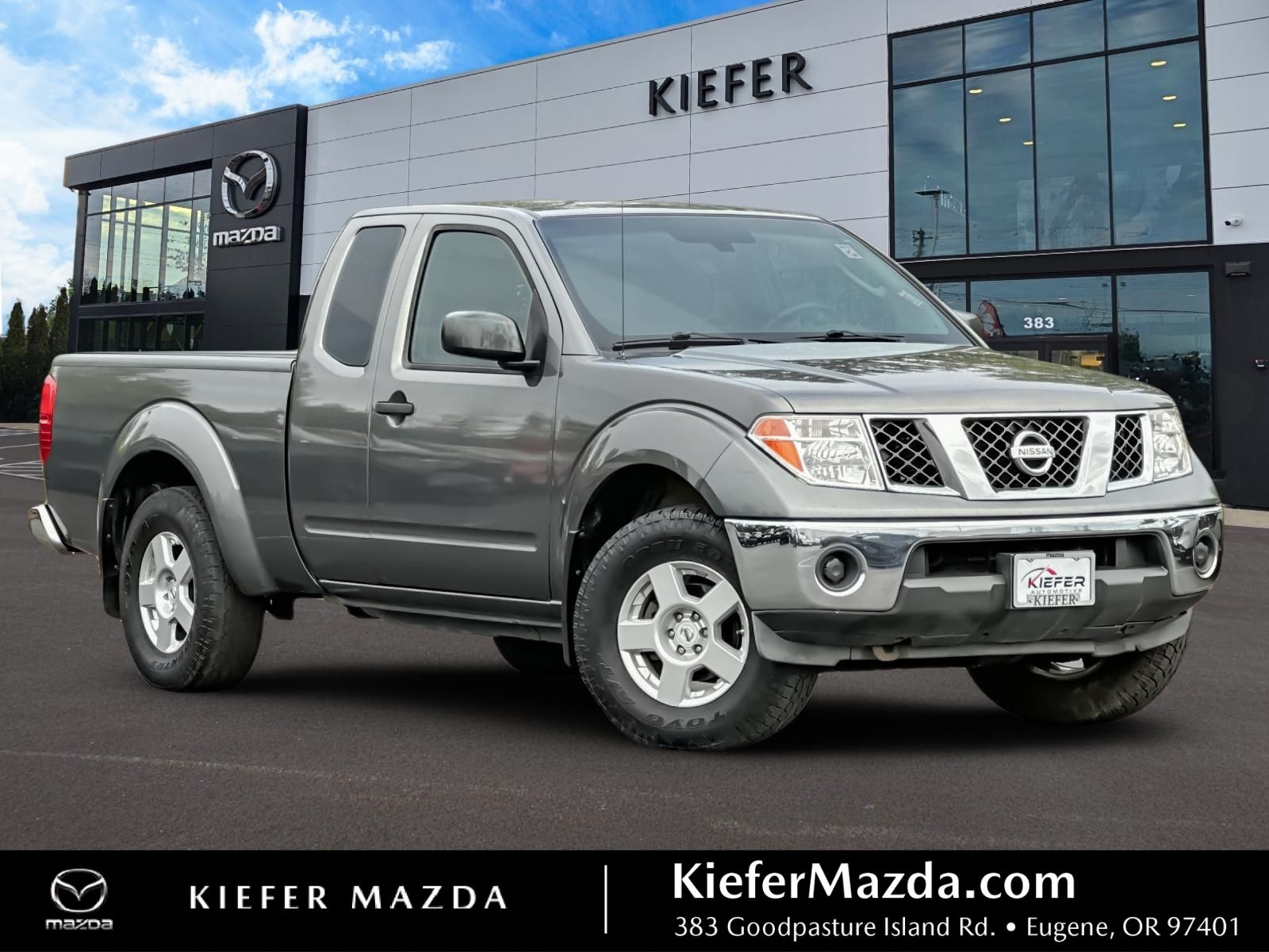 Storm Gray 2007 Nissan Frontier Pickup Truck Four-Wheel Drive 5-Speed Automatic Overdrive