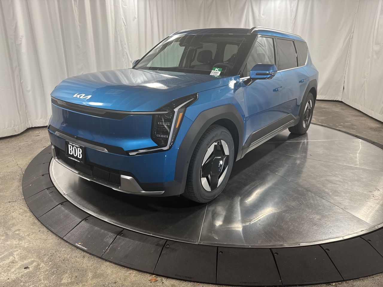 2026 Kia EV9 Wind