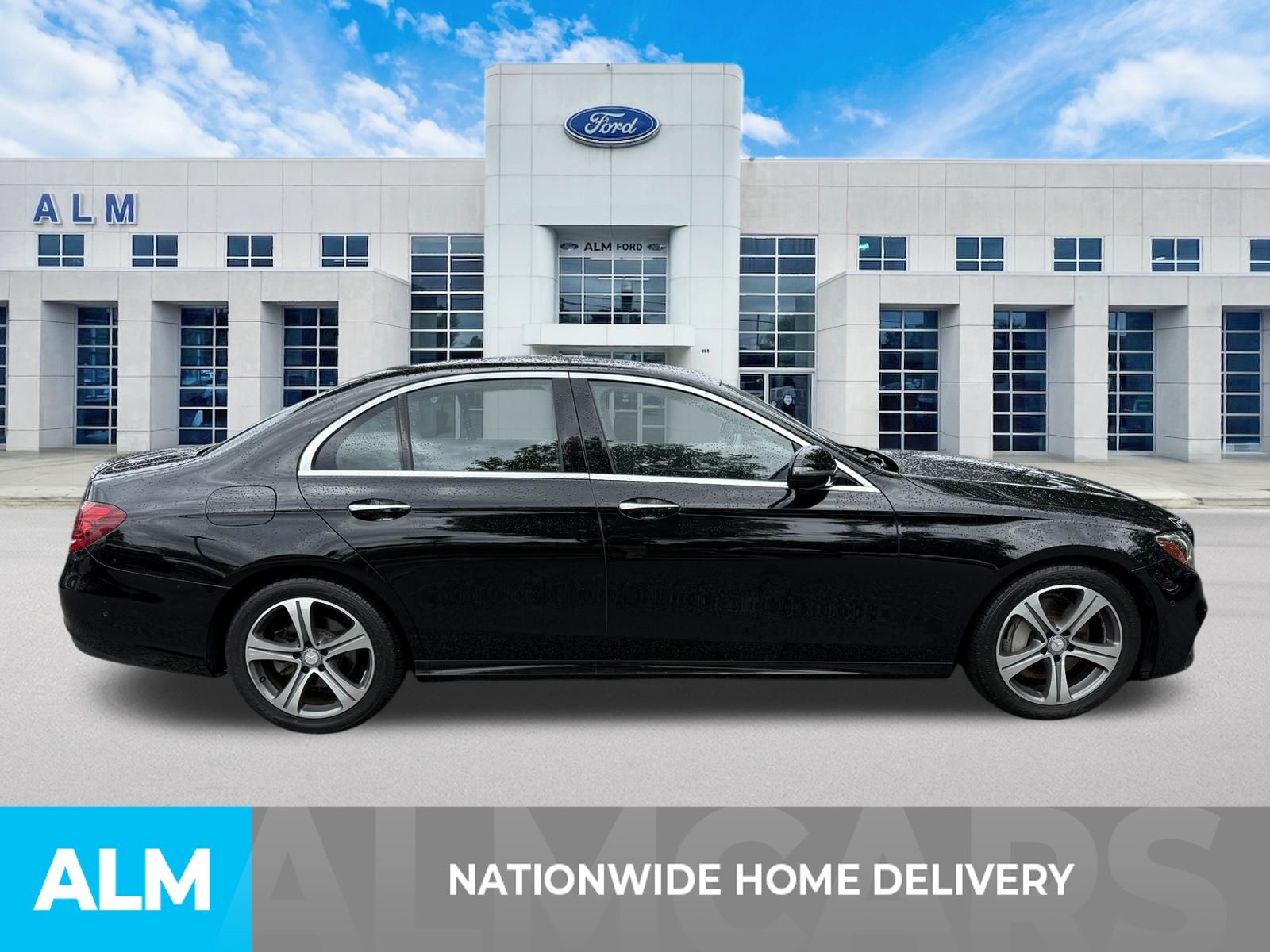 Used 2017 Black Mercedes-Benz E 300 image 4