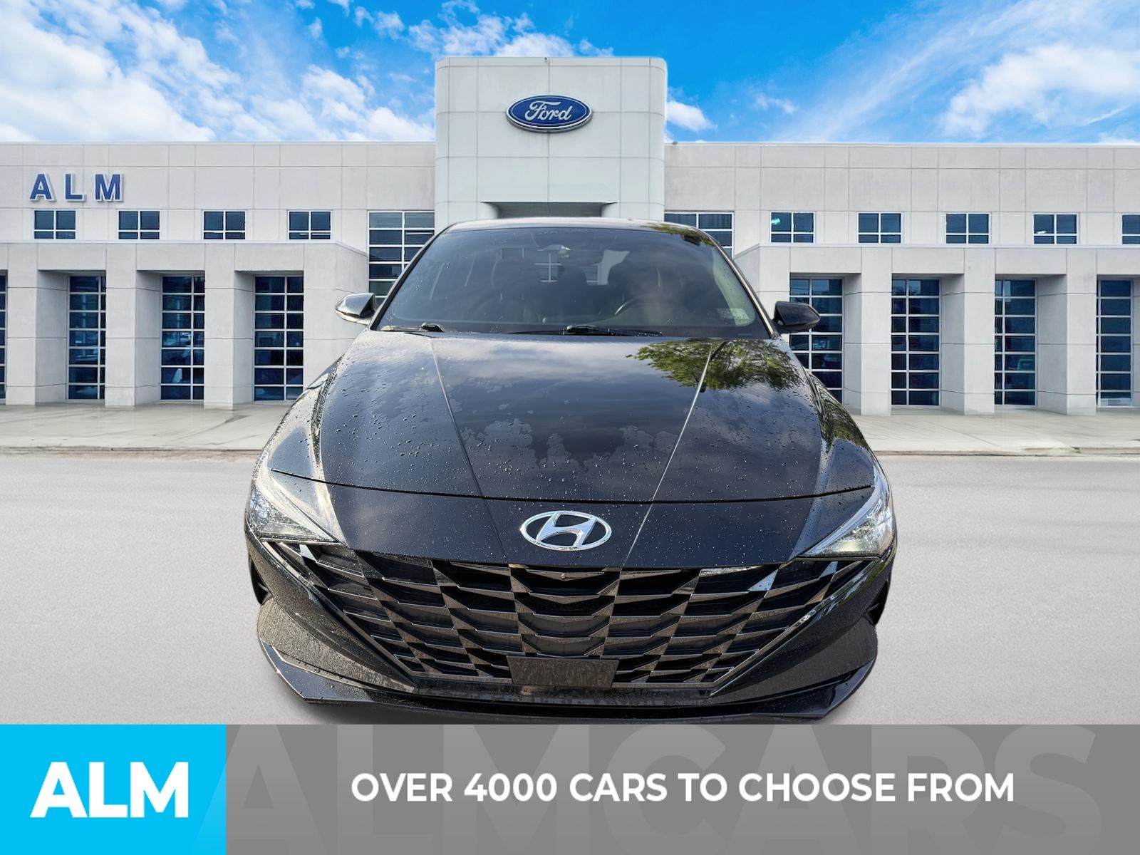Used 2021 Black Hyundai Limited image 2