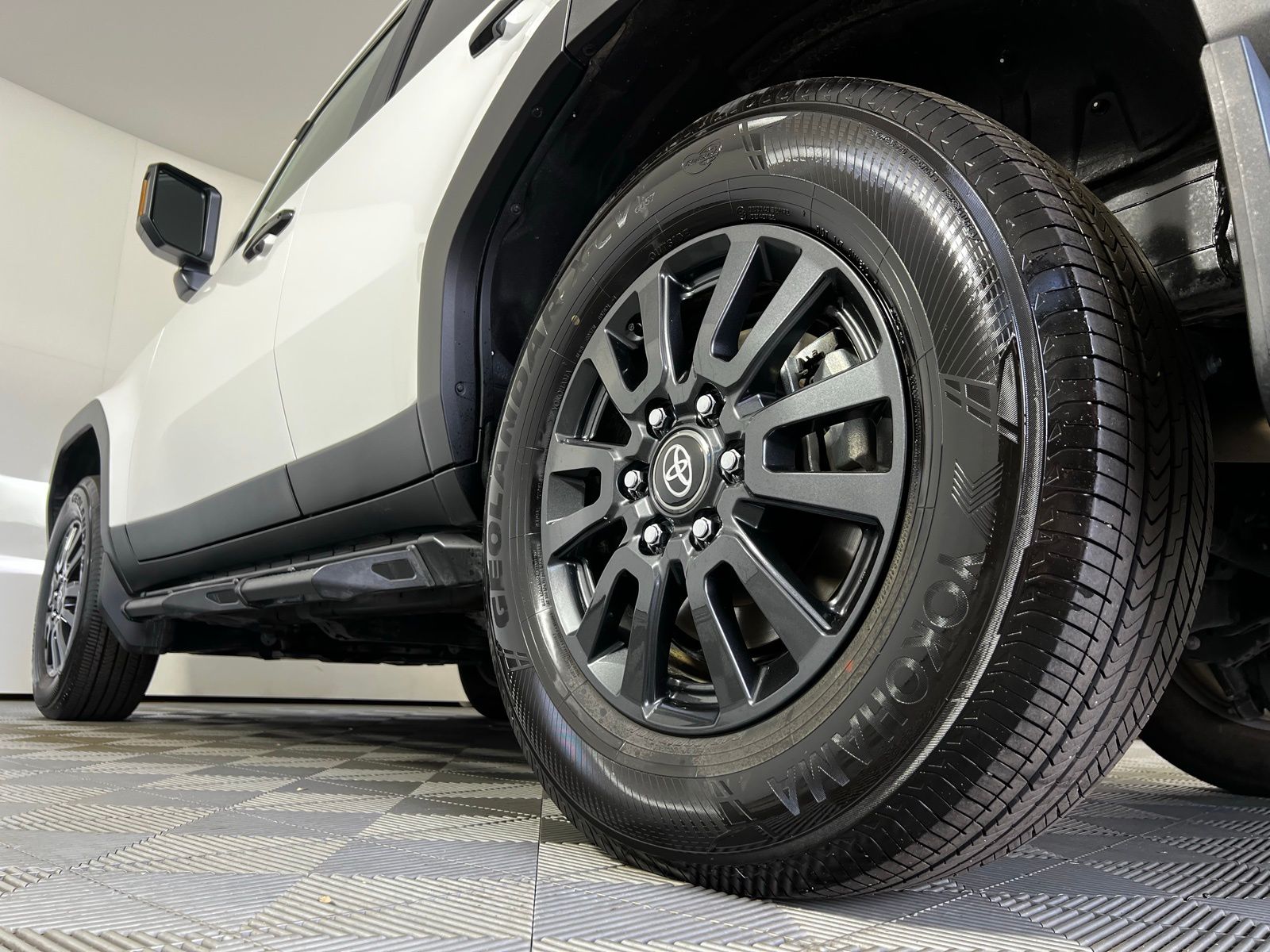 Thumbnail: 2025 Toyota Land Cruiser - 27