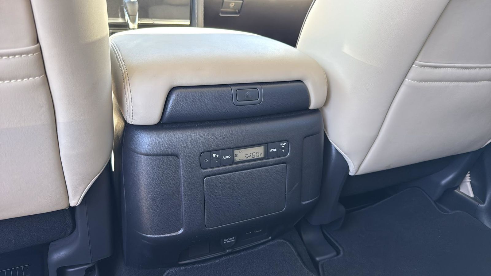 Used Car 2024 Nissan Armada  Sv For Sale Under $40,000 In Austin, Texas