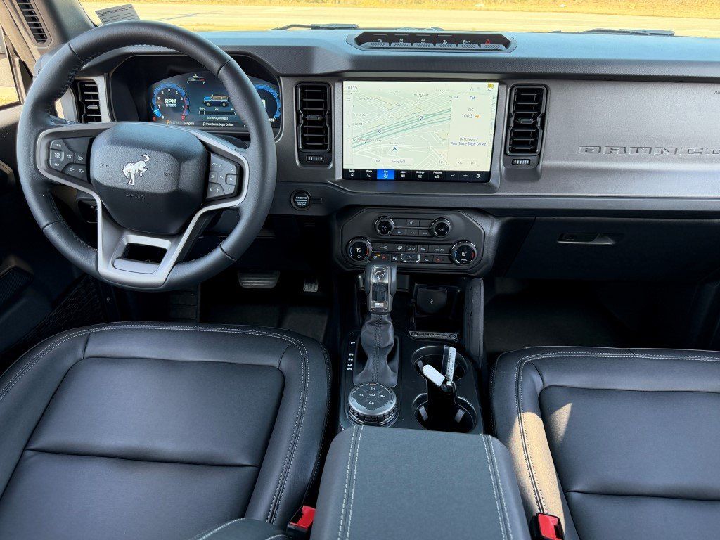 New 2025 Desert Sand Ford Badlands RECON PACKAGE image 13