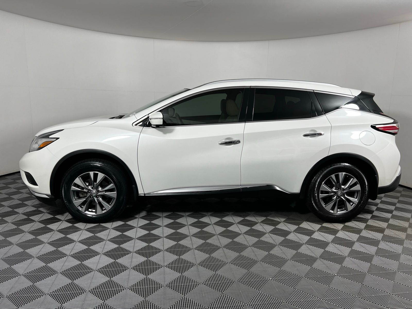 2015 Nissan Murano SL 15