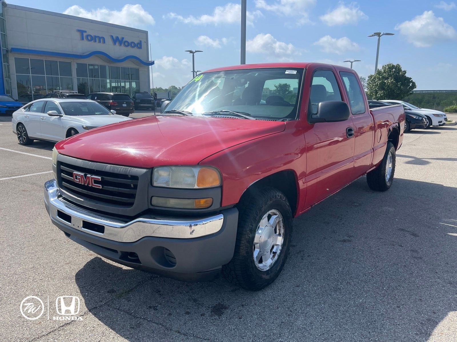 Victory Red 2004 GMC Sierra 1500 Pickup Truck Four-Wheel Drive 4-Speed Automatic Overdrive