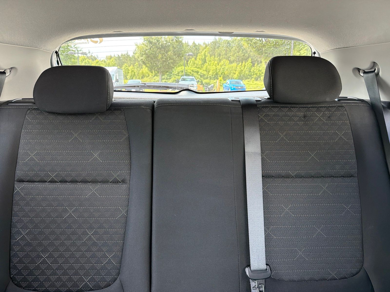 Used 2022 Silky Silver Kia S image 29