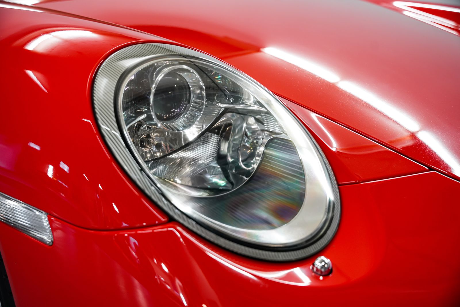 2005 Porsche 911 Carrera — photo 37