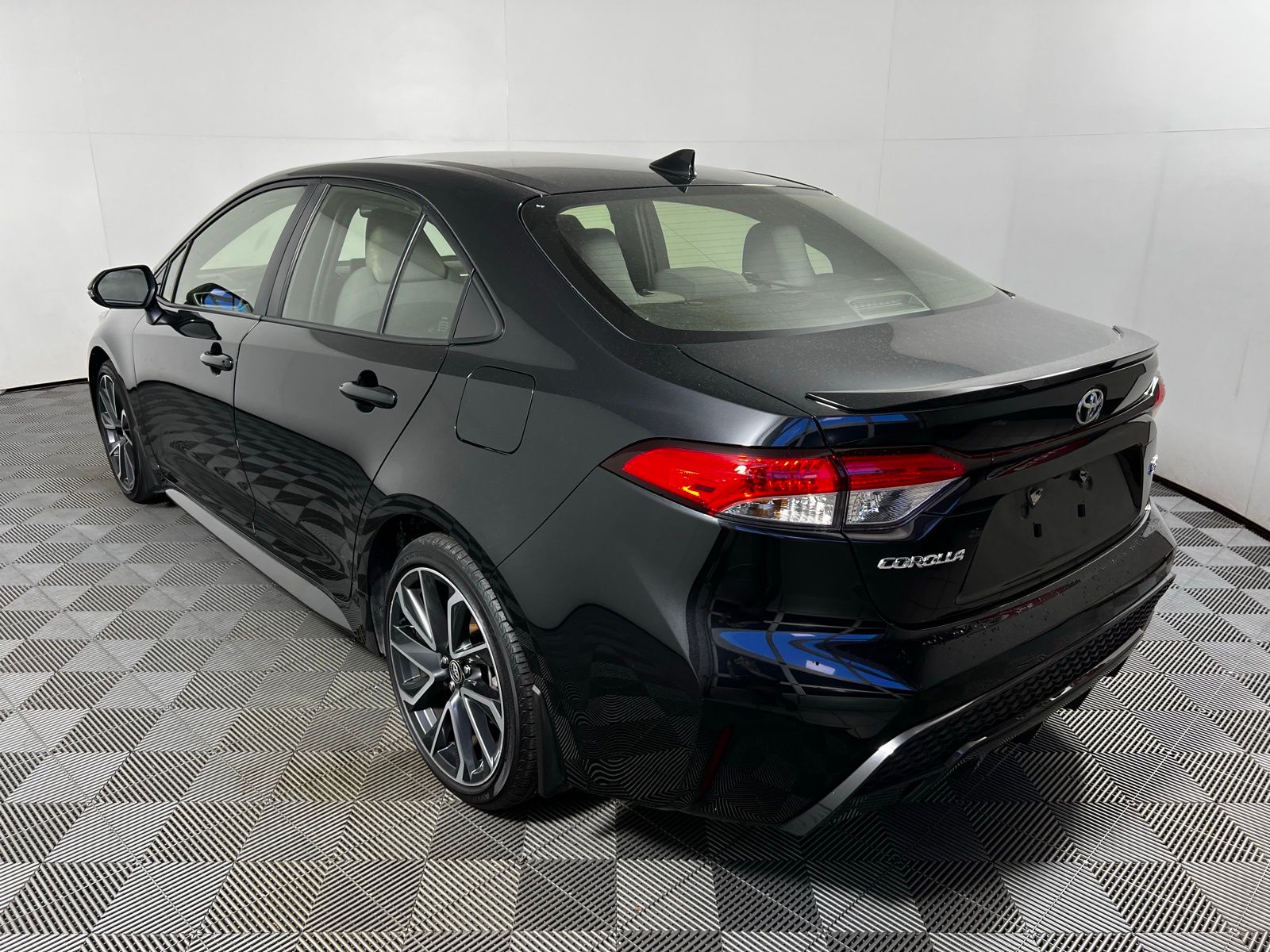 2021 Toyota Corolla SE 7