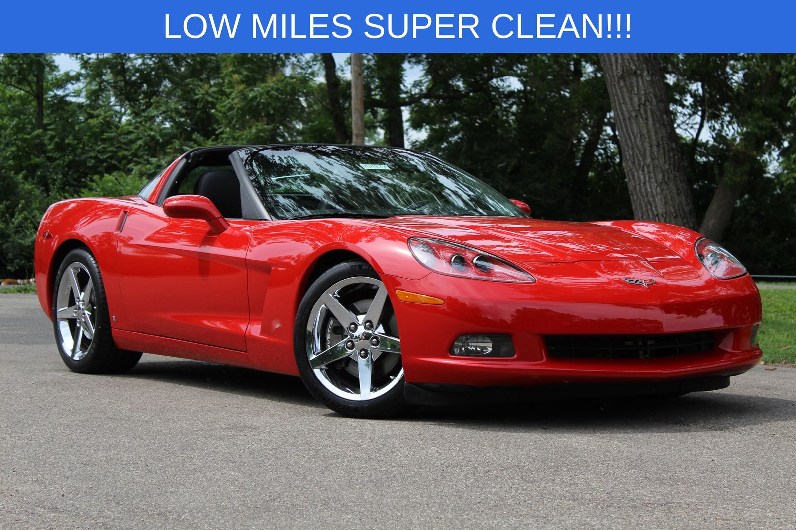 Victory Red 2007 Chevrolet Corvette Coupe Rear-Wheel Drive 6-Speed Automatic