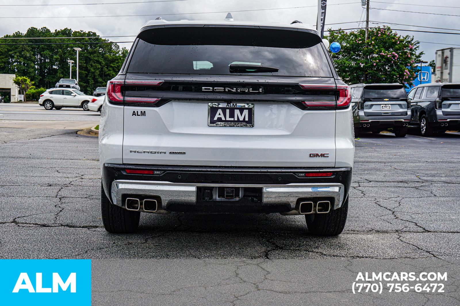 Used 2024 White GMC Denali image 12