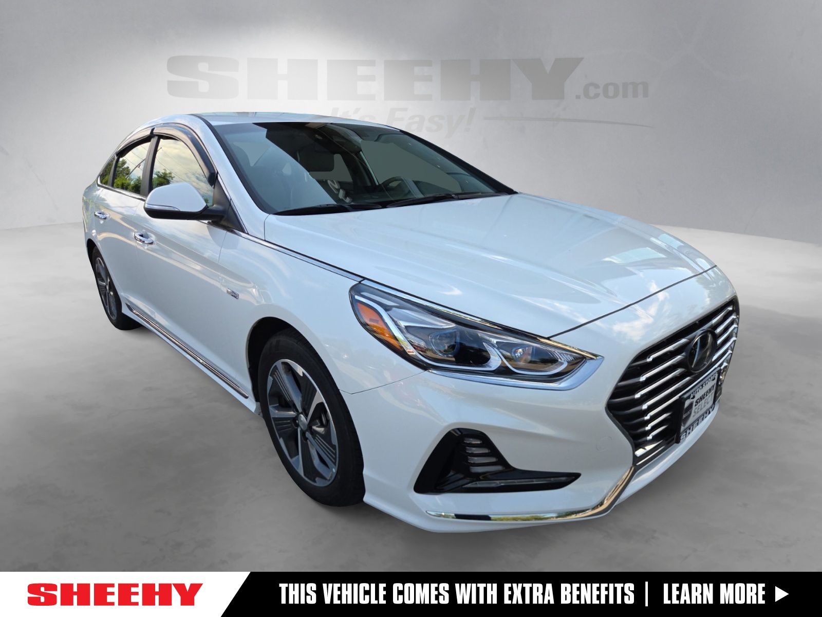 Hyper White 2019 Hyundai Sonata Plug-In Hybrid Sedan Front-Wheel Drive 6-Speed Automatic