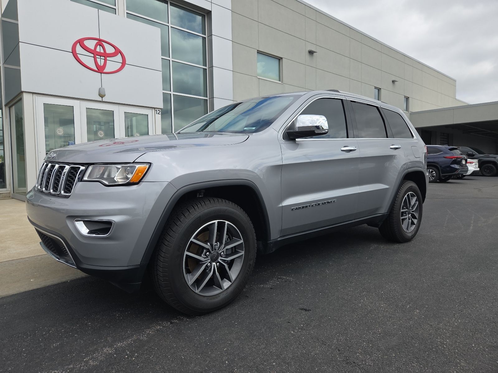 used 2020 Jeep Grand Cherokee car, priced at $19,859