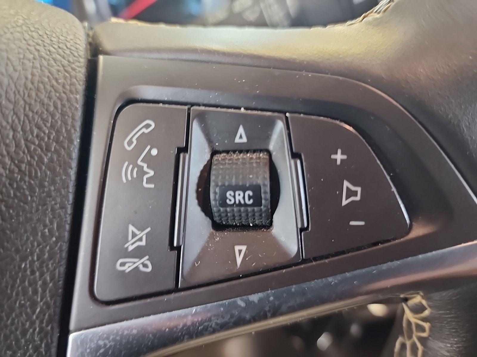 Used 2016 White Pearl Metallic Buick Premium image 20
