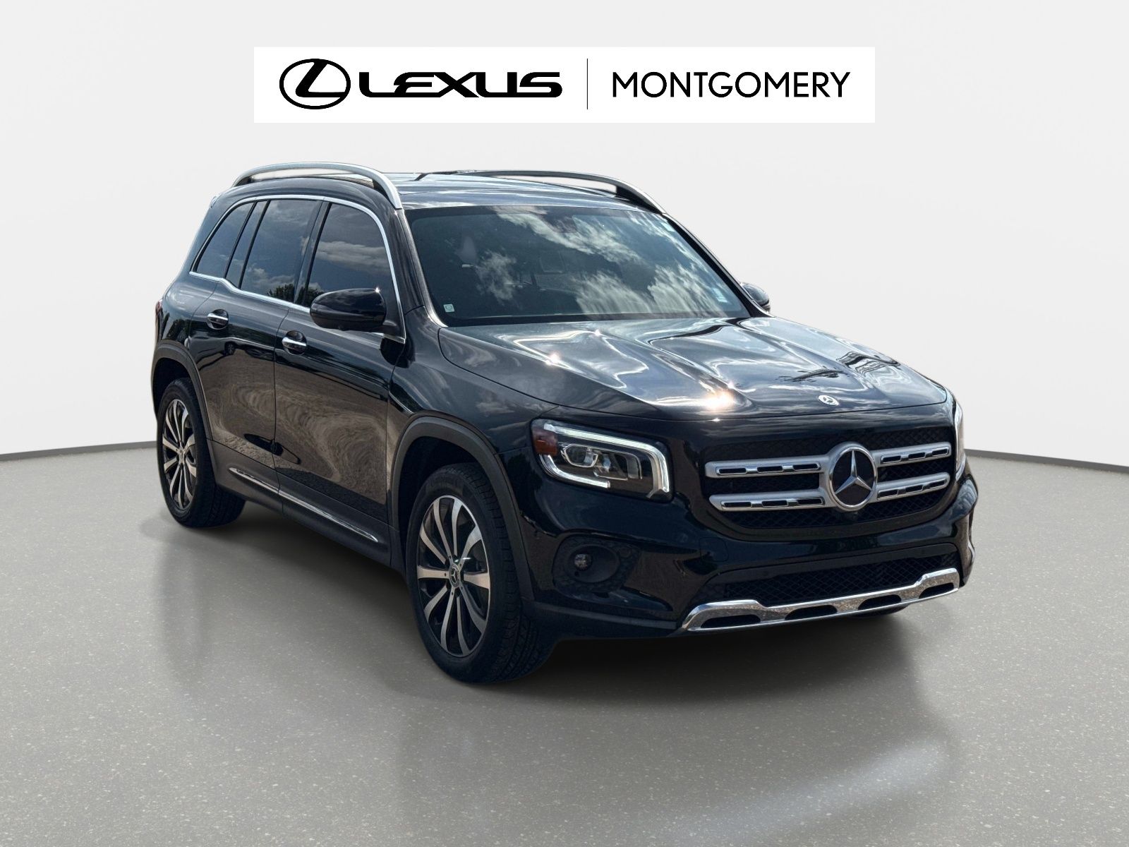 Night Black 2023 Mercedes-Benz GLB SUV / Crossover Front-Wheel Drive 8-Speed Dual Clutch