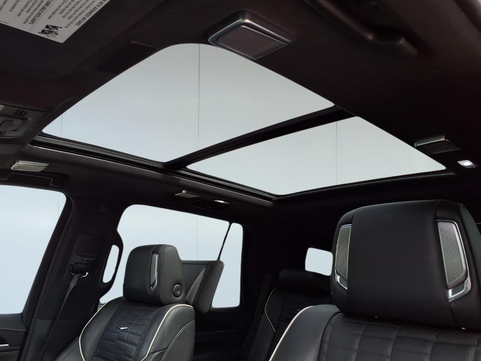 2023 Cadillac Escalade V-Series Black at Central Houston Nissan