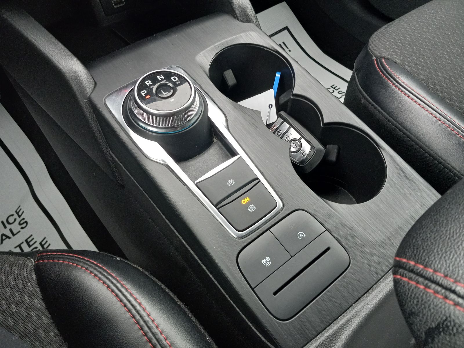 2024 Ford Escape image 24