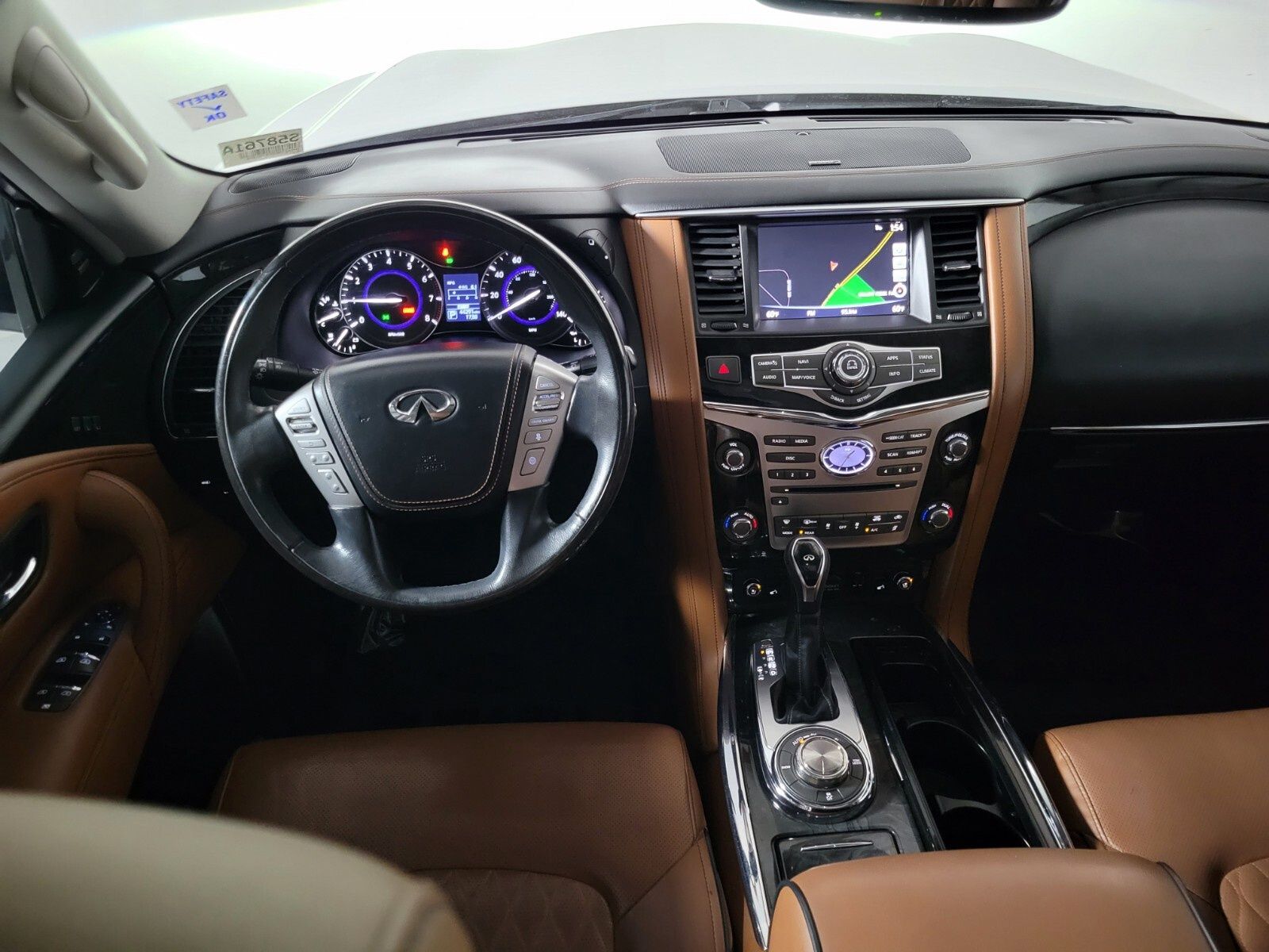 2019 INFINITI QX80 LUXE 29