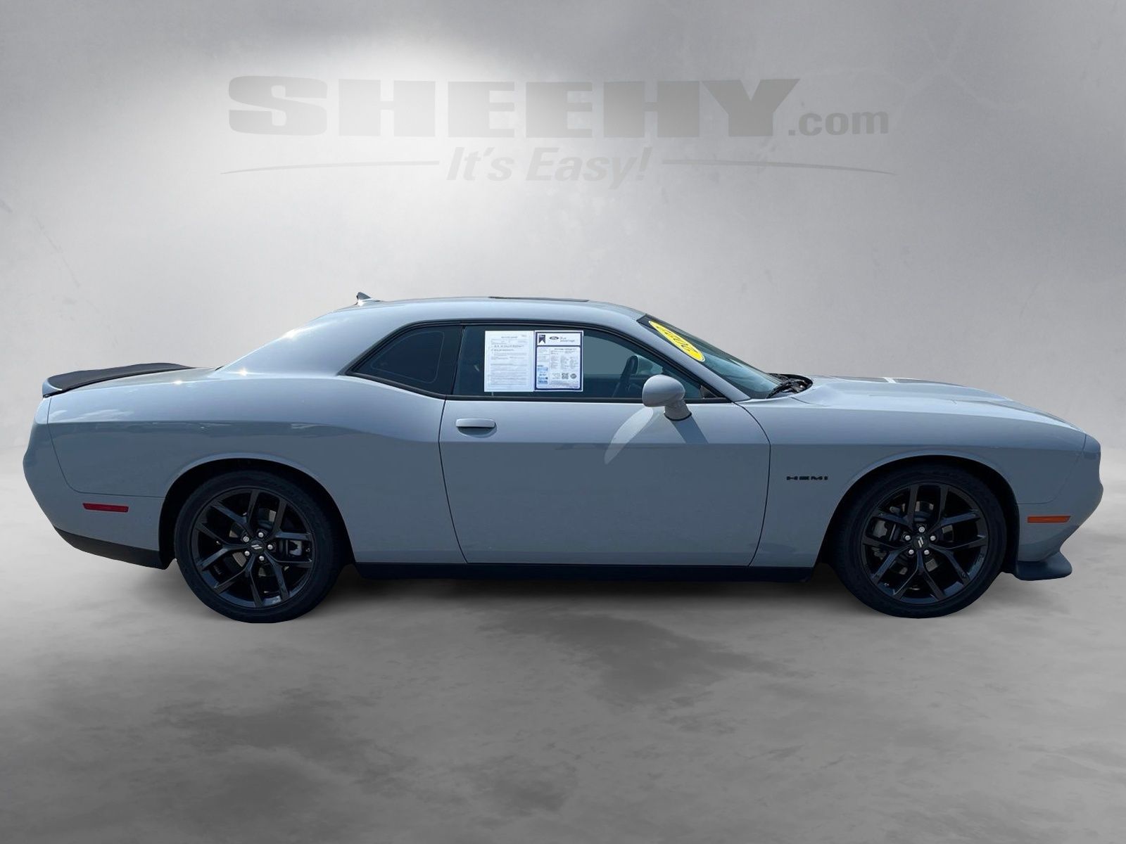 Used 2022 Smoke Dodge R/T image 4