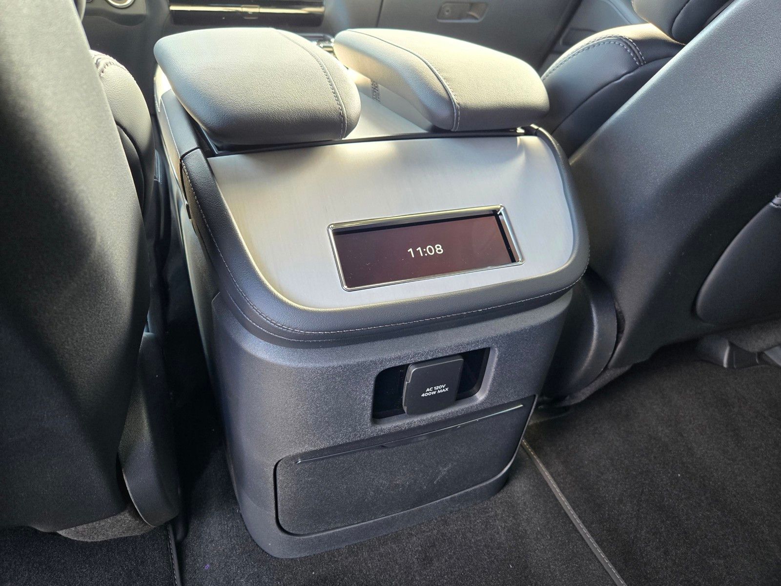 New 2026 Black Lincoln Reserve image 8