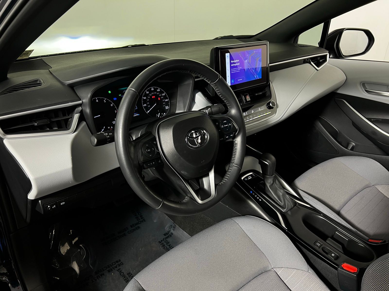 Thumbnail: 2024 Toyota Corolla - 12